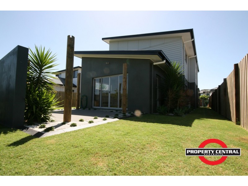 Hope Island QLD 4212