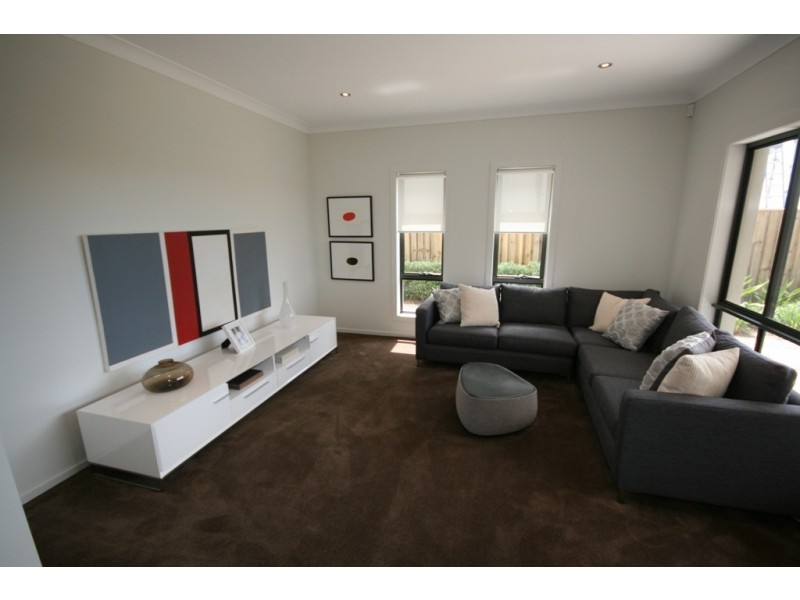 Hope Island QLD 4212