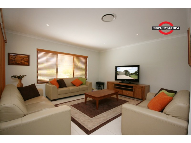 Hope Island QLD 4212