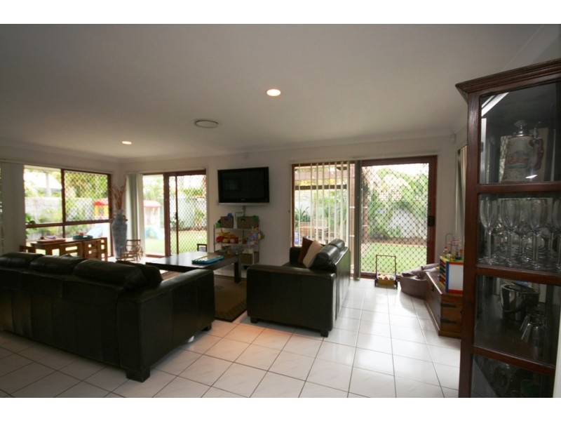 Monterey Keys QLD 4212