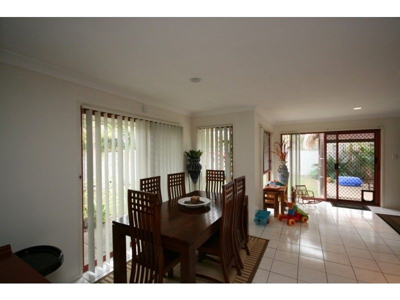 Monterey Keys QLD 4212