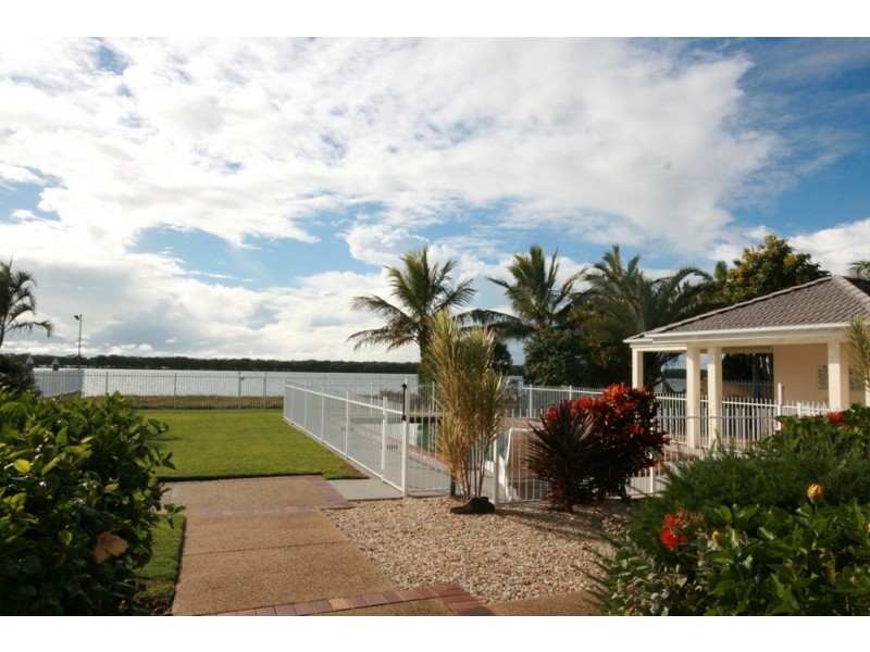 Hollywell QLD 4216