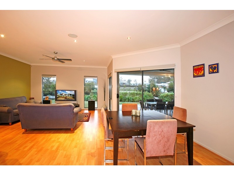 3 Picnic Creek Drive, Coomera QLD 4209