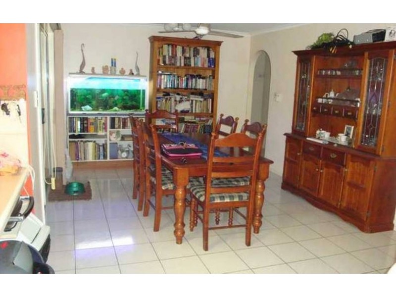 84 Lindfield Rd, Helensvale QLD 4212