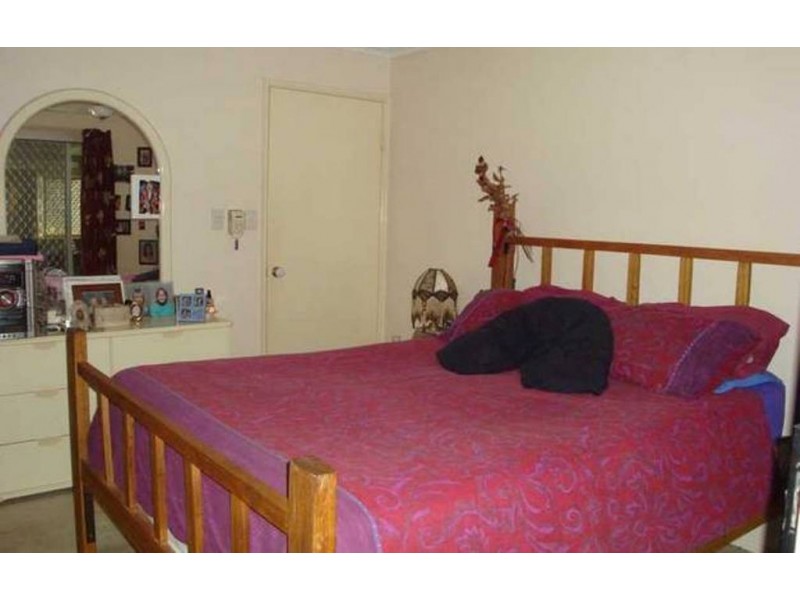 84 Lindfield Rd, Helensvale QLD 4212