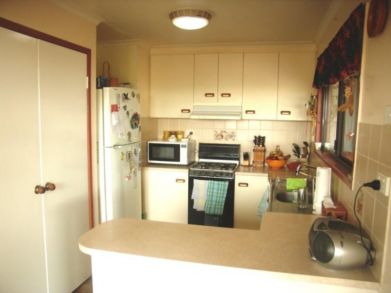 2 Fairfax Street, Cambooya QLD 4358