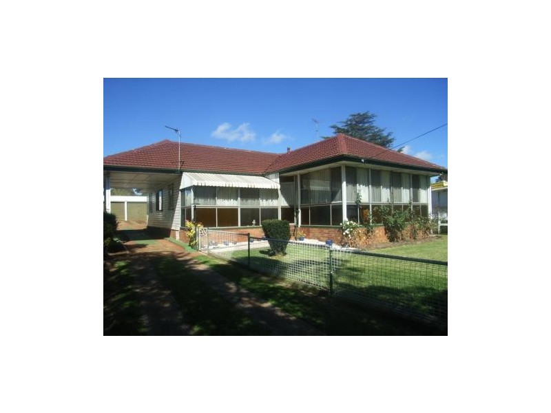 206 Taylor Street, Toowoomba QLD 4350