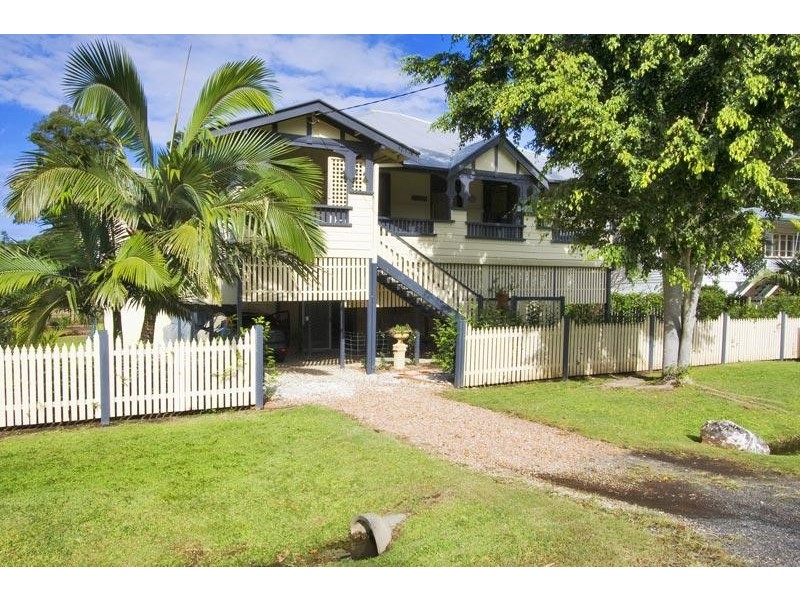 10 Gray Street, Banora Point NSW 2486