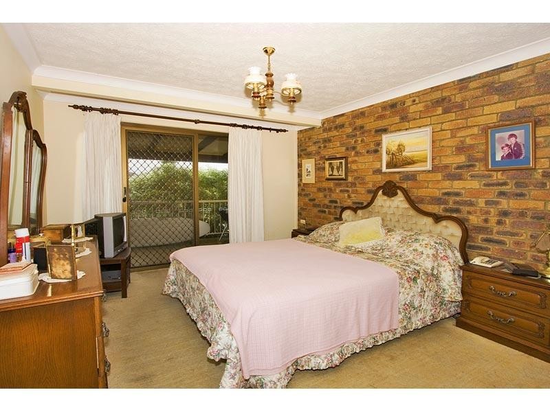 22 Captains Way, Banora Point NSW 2486