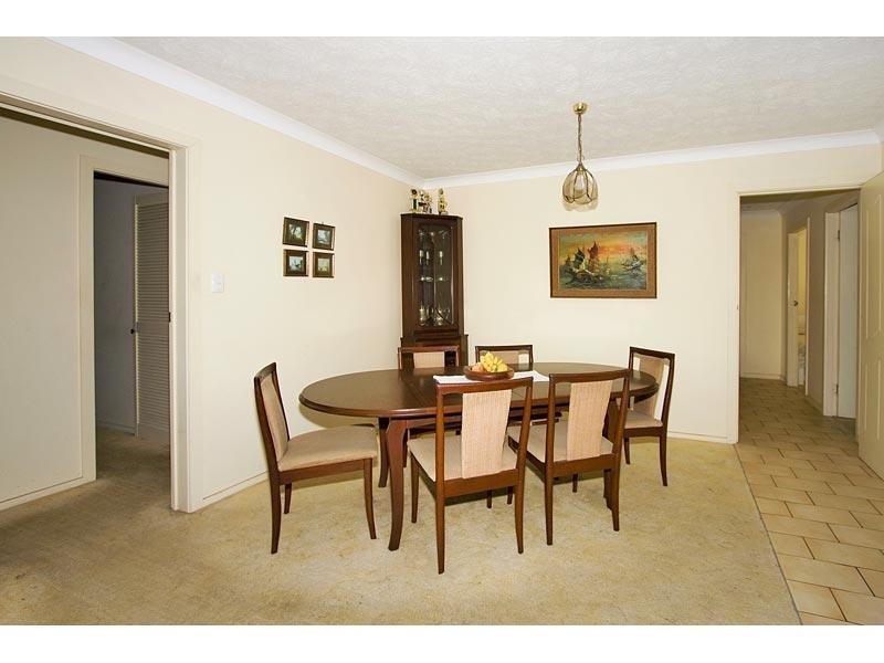 22 Captains Way, Banora Point NSW 2486