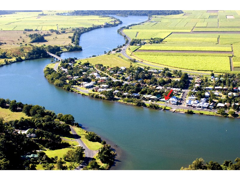 104 Riverside Drive, Tumbulgum NSW 2490