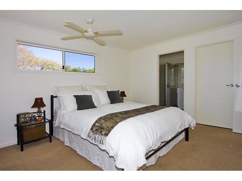 50 Riverside Drive, Tumbulgum NSW 2490