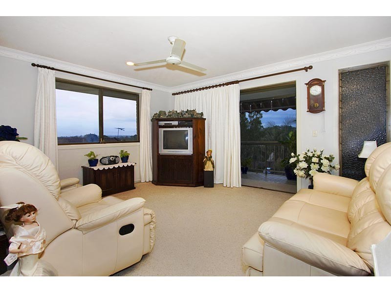 2/79 Oyster Point Road, Banora Point NSW 2486