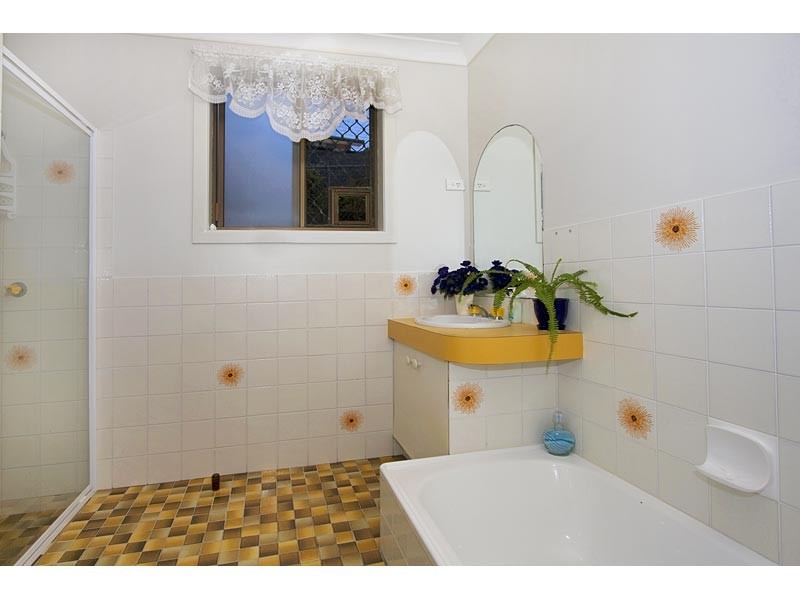 2/79 Oyster Point Road, Banora Point NSW 2486