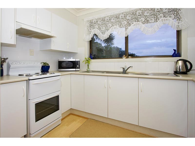 2/79 Oyster Point Road, Banora Point NSW 2486