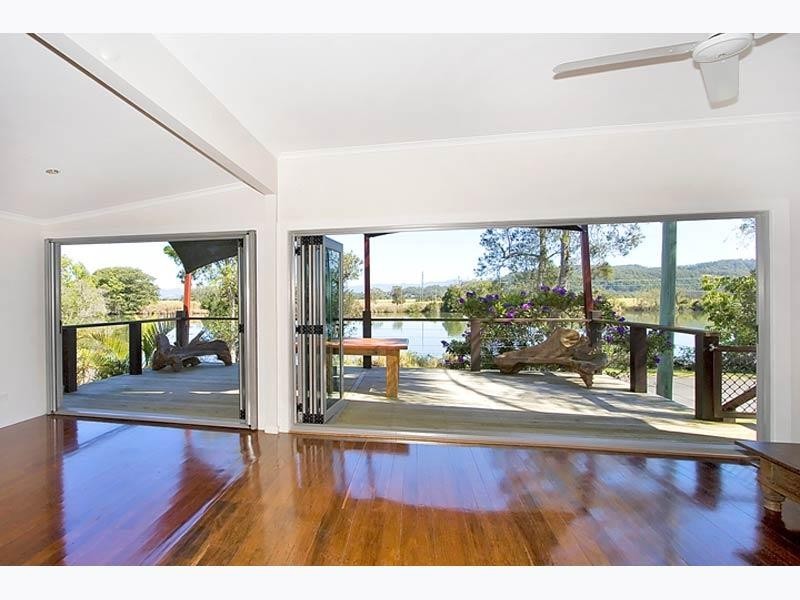 162 Riverside Drive, Tumbulgum NSW 2490