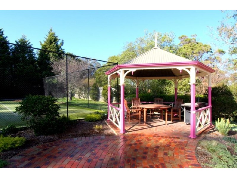 13 Cameron Way, Mount Eliza VIC 3930