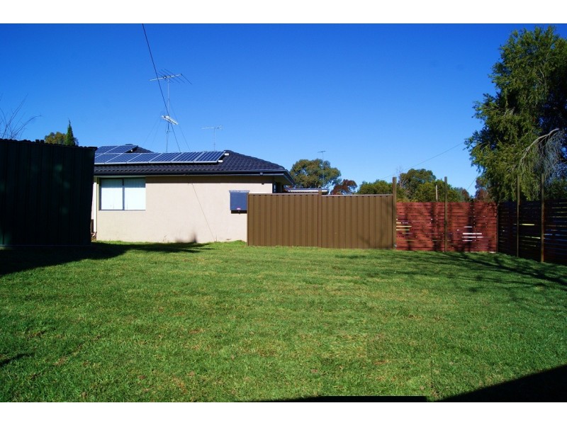12 Lowanna Drive, South Penrith NSW 2750