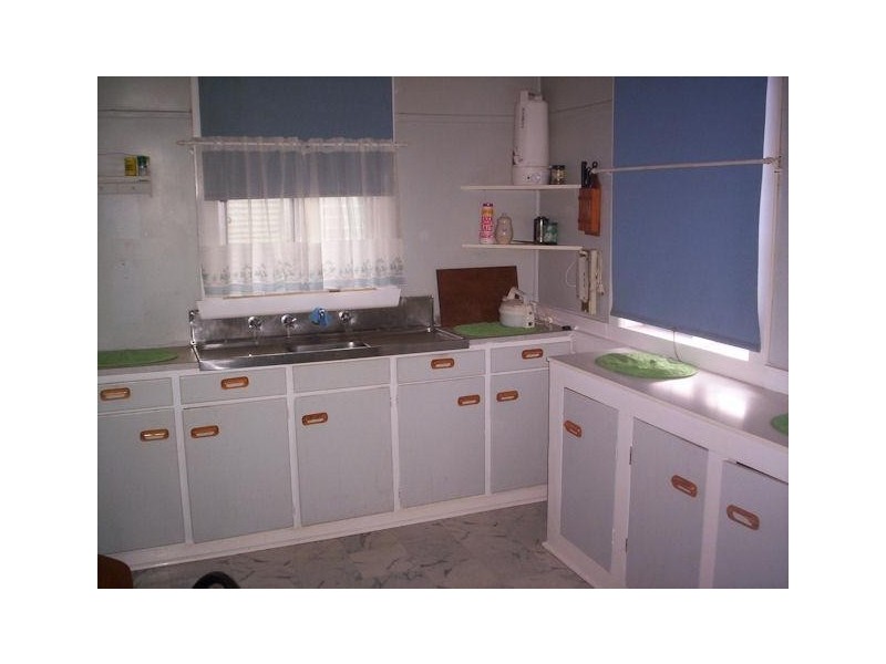 12 Campbell, Birchip VIC 3483