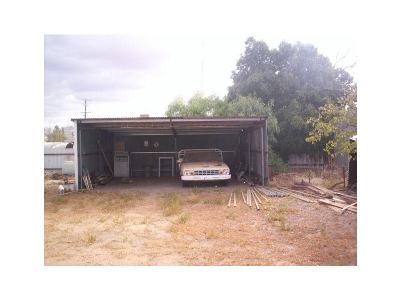 12 Campbell, Birchip VIC 3483