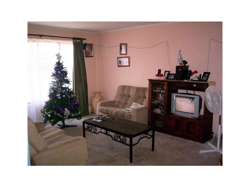 24 MILDURA WAY, Charlton VIC 3525