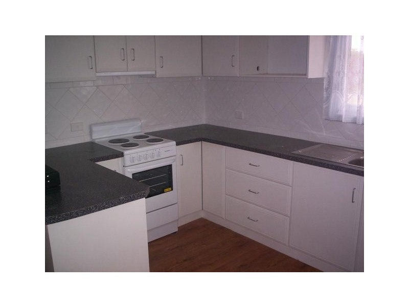 30 WALKER, Donald VIC 3480