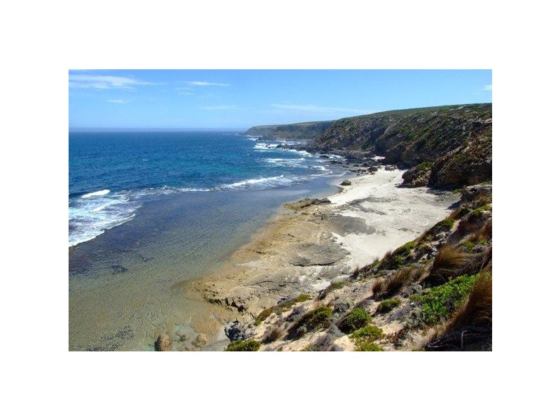 L18  Government Road, Dudley West SA 5222