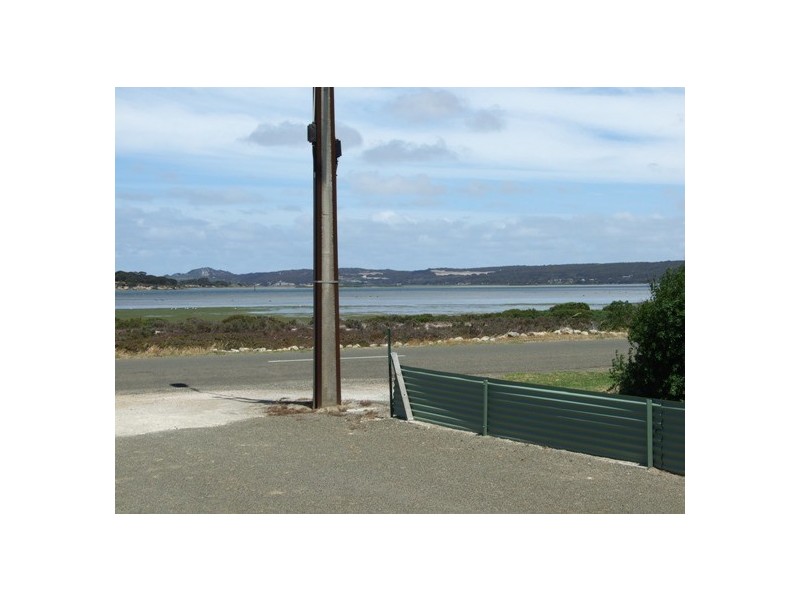 L196 Tangara Drive, American River SA 5221