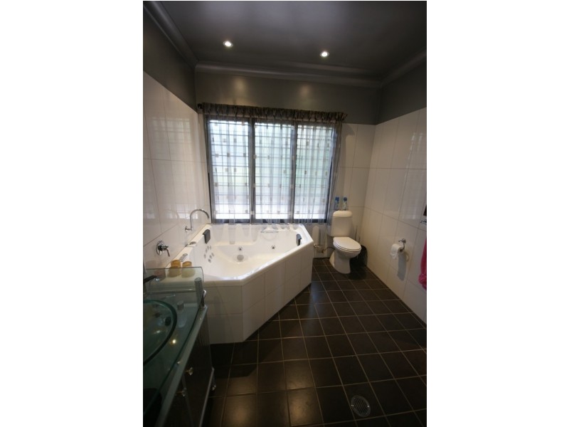 4 Tanami Court, Rosebery NT 0832