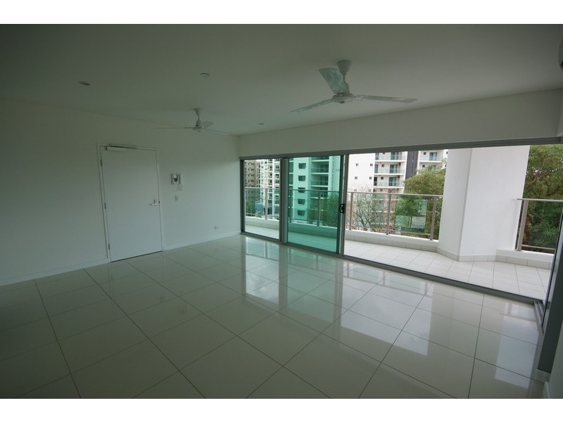 4003/27 Woods Street, Darwin NT 0800
