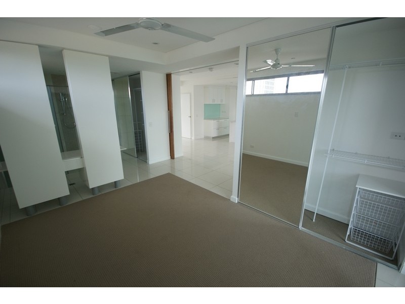 4003/27 Woods Street, Darwin NT 0800