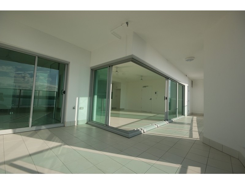 1423/27 Woods Street, Darwin NT 0800