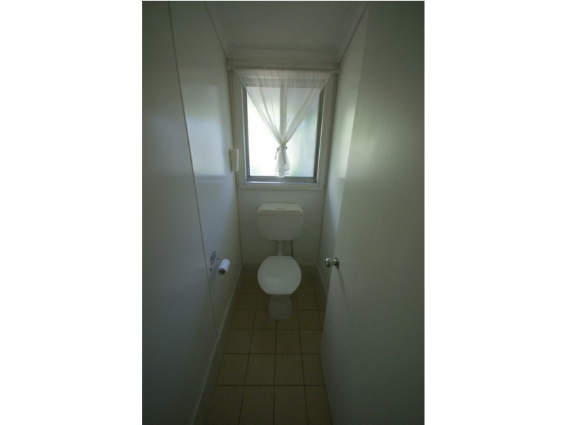 6 Uhr Court, Driver NT 0830