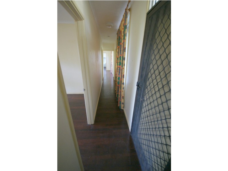 6 Uhr Court, Driver NT 0830