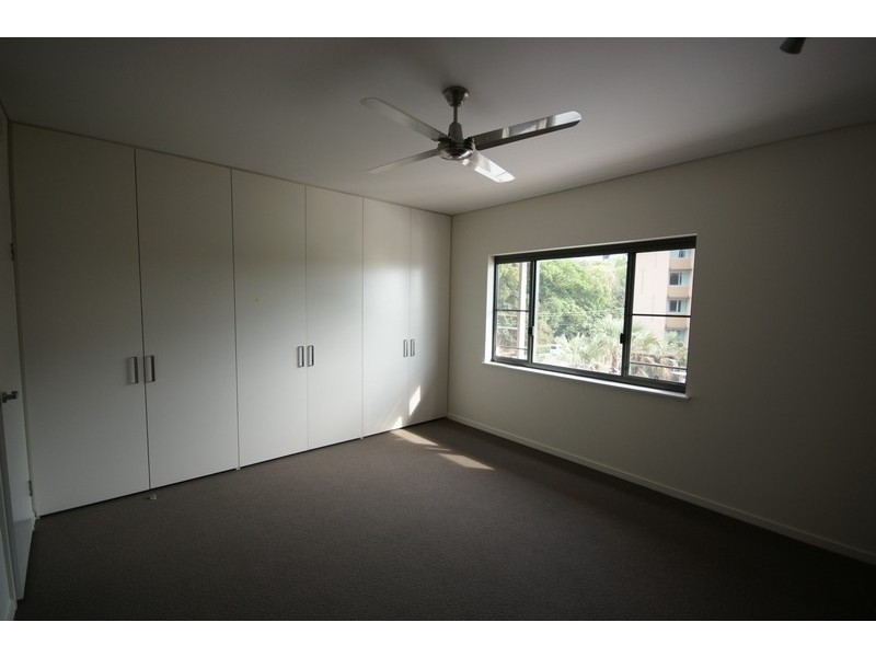 104/19b Kitchener Drive, Darwin NT 0800