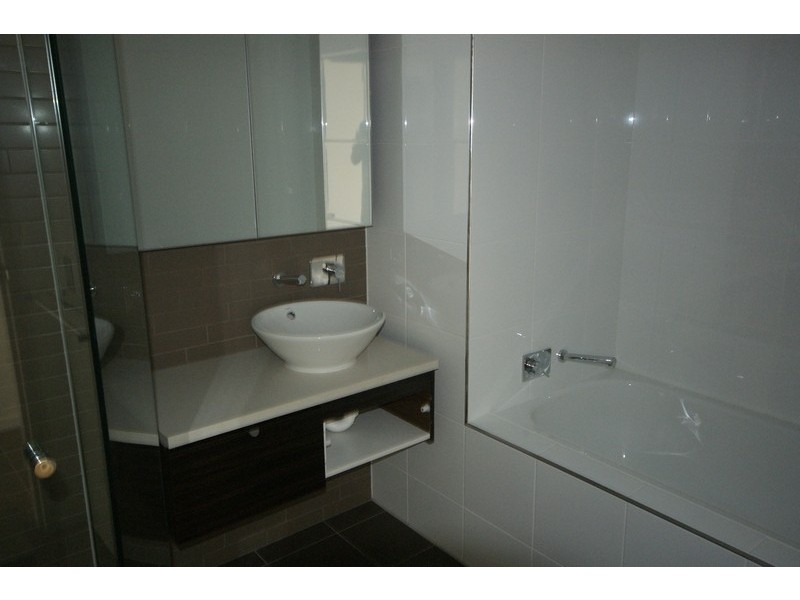 104/19b Kitchener Drive, Darwin NT 0800