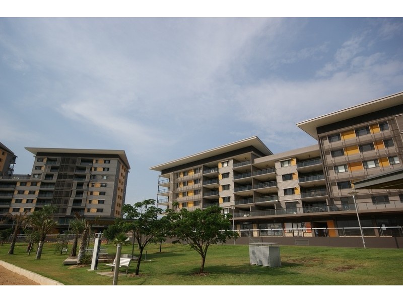 104/19b Kitchener Drive, Darwin NT 0800