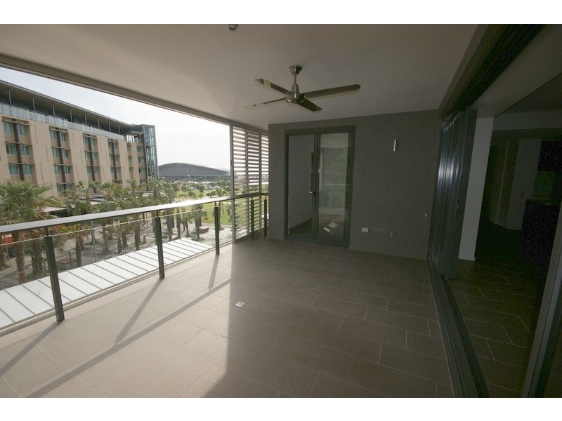 104/19b Kitchener Drive, Darwin NT 0800