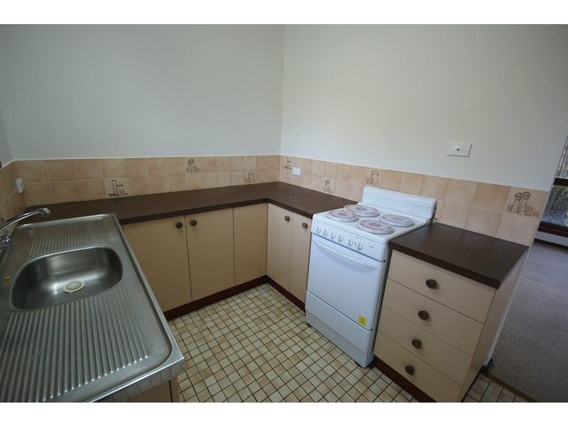 32 Fletcher Circuit, Driver NT 0830