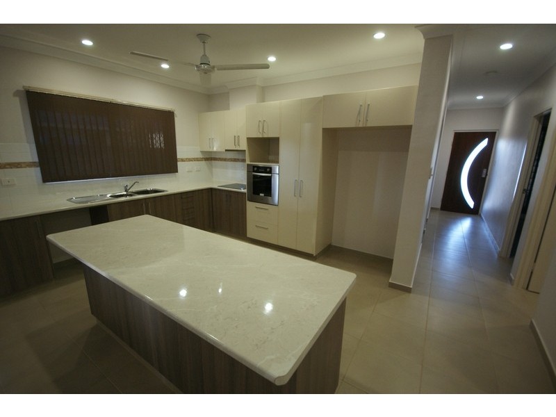10 Huddleston Street, Farrar NT 0830
