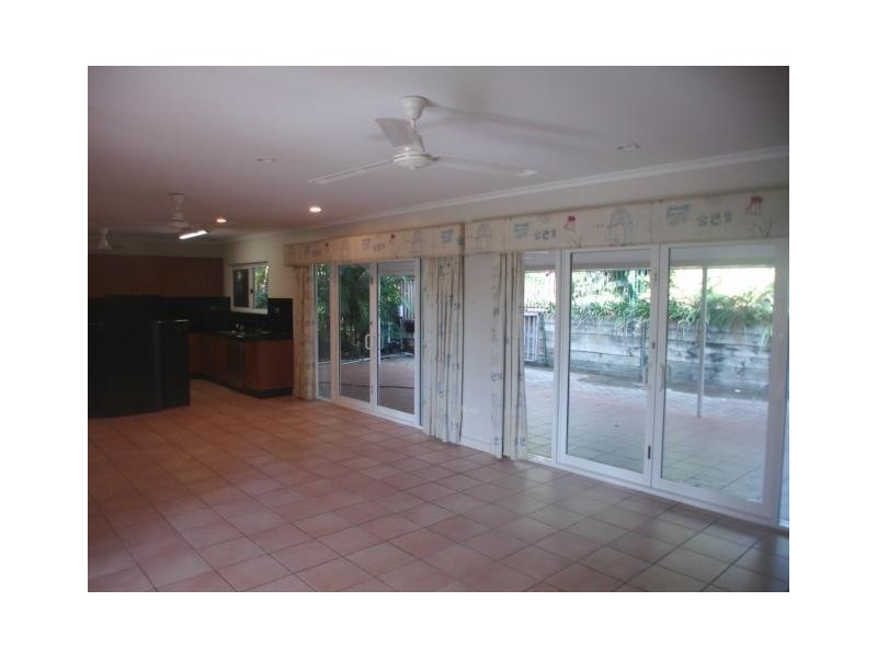 21 Cullen Bay Crescent, Cullen Bay NT 0820