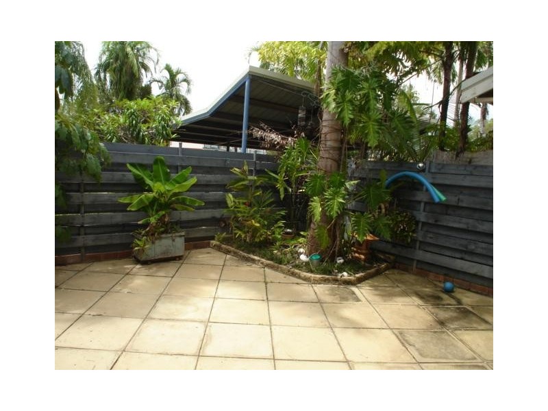 2/35 Gardens Hill Crescent, The Gardens NT 0820