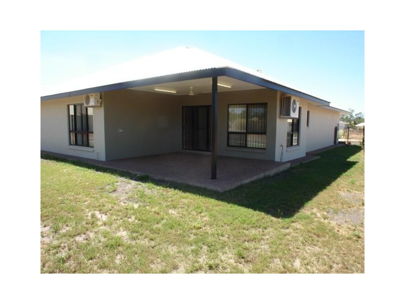16 Wood Crescent, Rosebery NT 0832