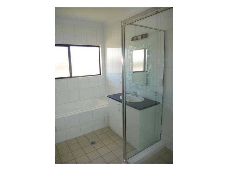16 Wood Crescent, Rosebery NT 0832