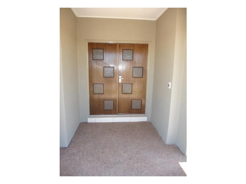 16 Wood Crescent, Rosebery NT 0832