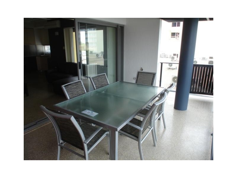 10/30 Cavenagh Street, Darwin NT 0800