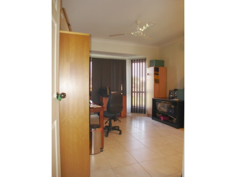 6 Limbunya Place, Farrar NT 0830