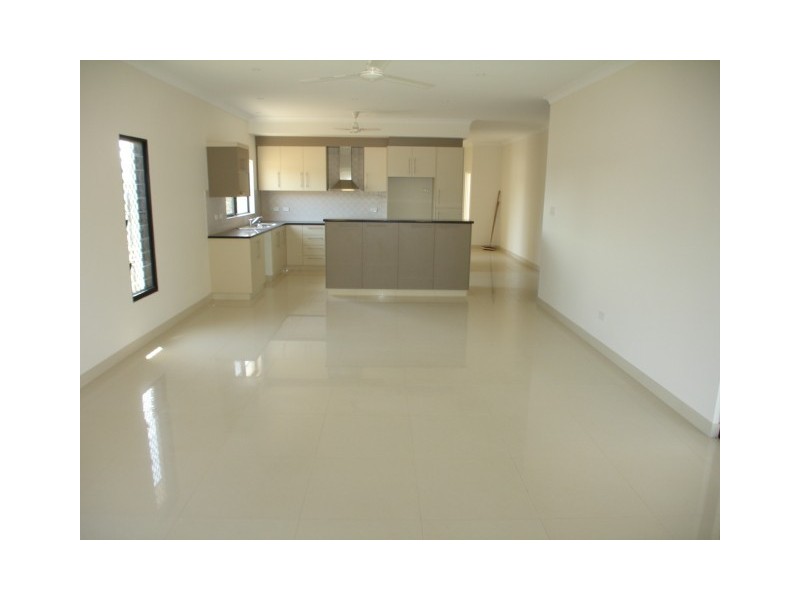 6 Price Court, Rosebery NT 0832