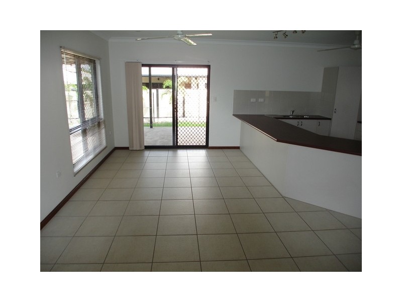 20 Yirra Crescent, Rosebery NT 0832