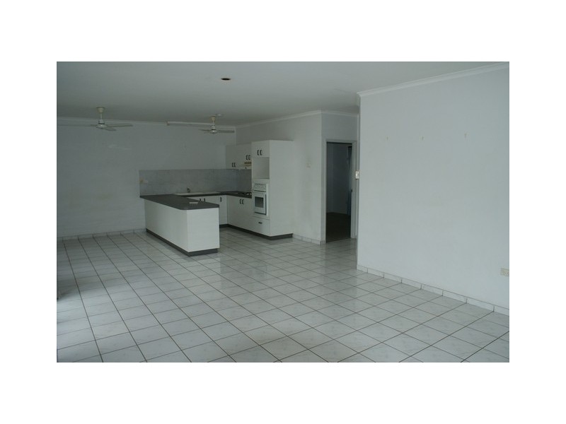 8/15 Links Road, Northlakes NT 0812